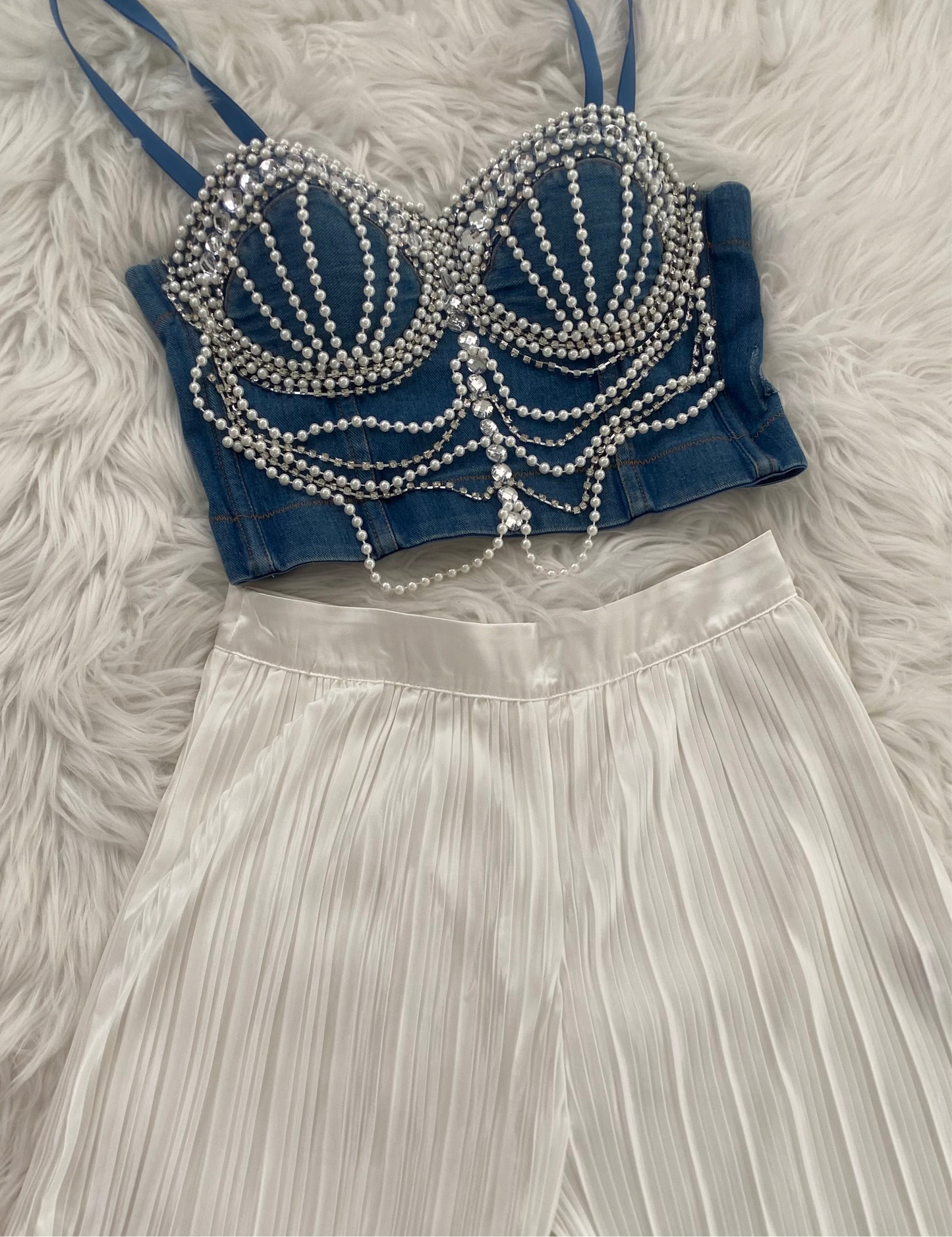 Pearls Bustier