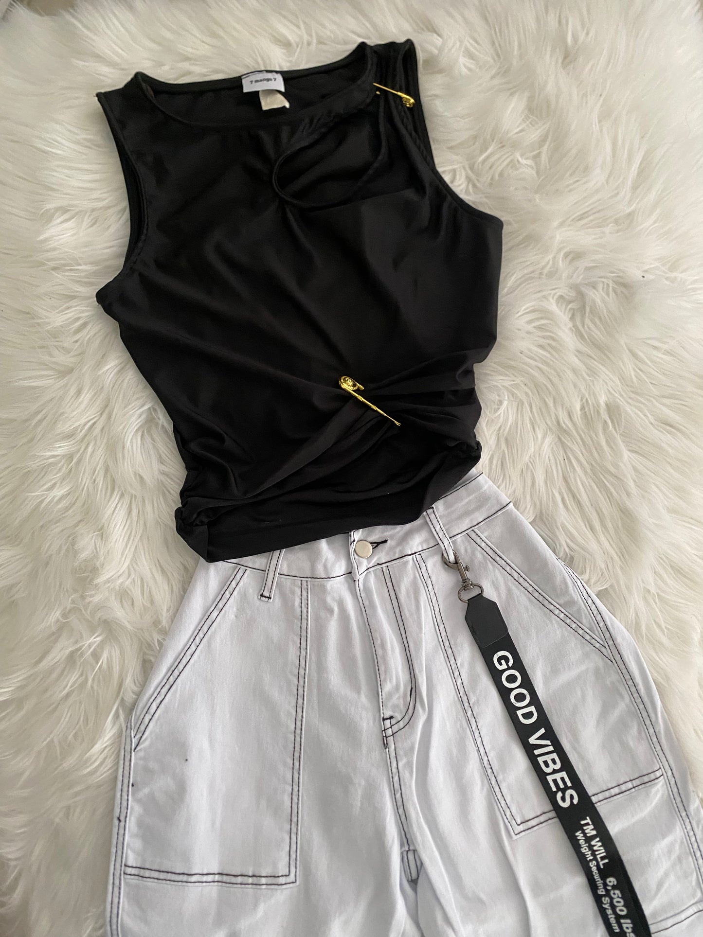 Gold Pin Top